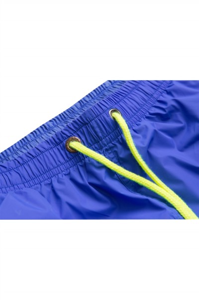 SKSP012 Manufacturing Quick-drying Three-point Sports Shorts Custom-made Rubber Waist Drawstring hook and loop Back Bag Sports Shorts Garment Factory front view